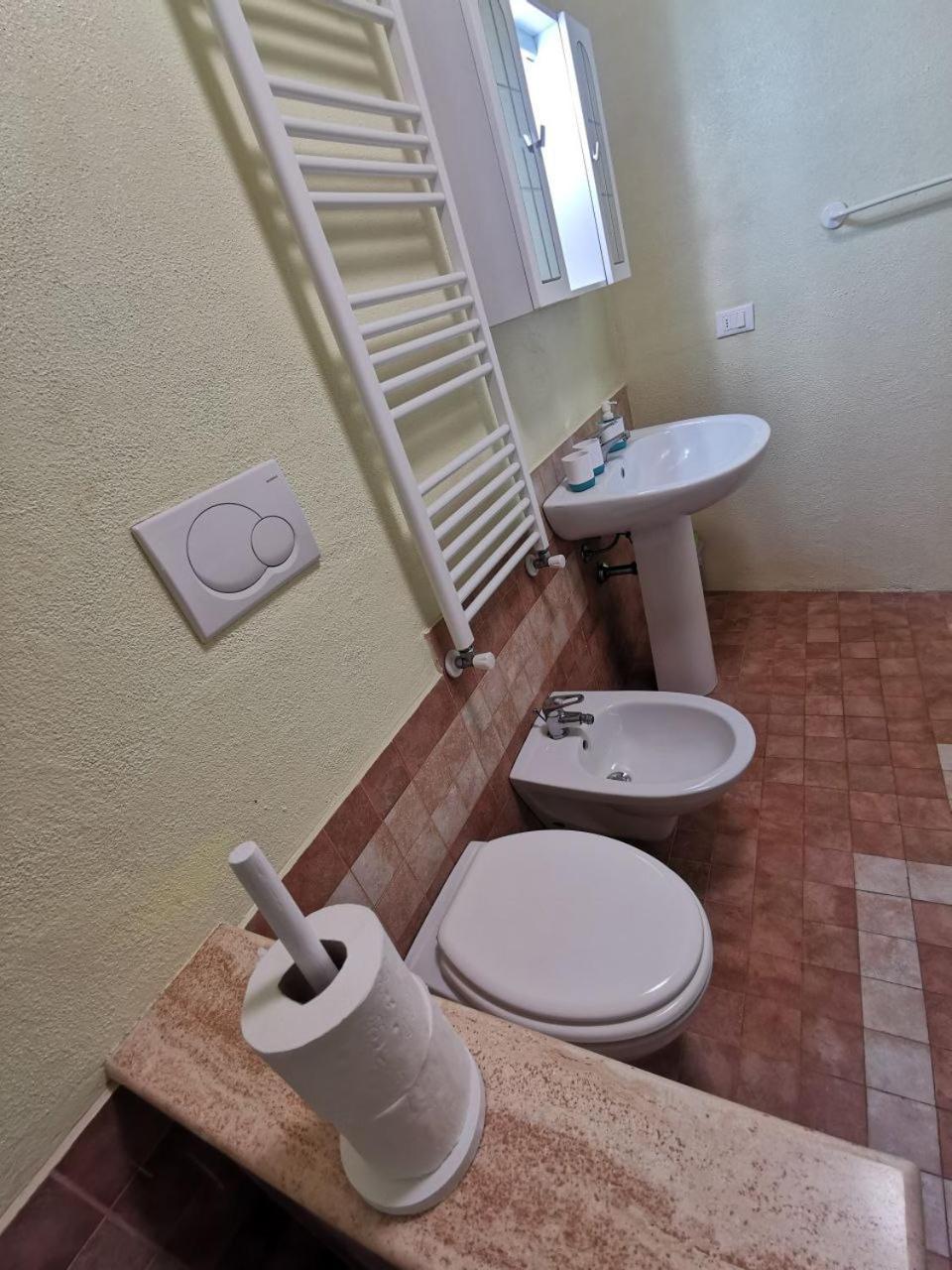 Essenza Del Mare Home Livorno Luaran gambar